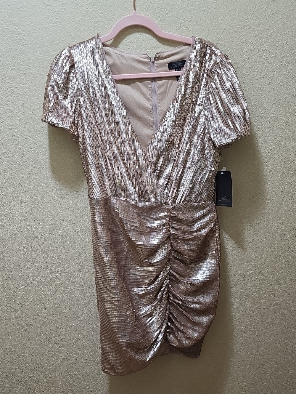 NWT Aidan Mattox Champagne Sequin Ruched V-Neck Cocktail Dress
